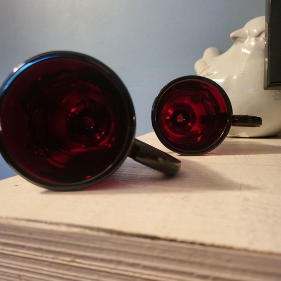Avon's Vtg Cape Cod Ruby Red Handled Glasses/Glass Mugs (Set of 2) - Picture 4 of 4